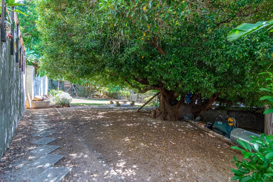 11 Bedroom Property for Sale in Gordons Bay Village Western Cape